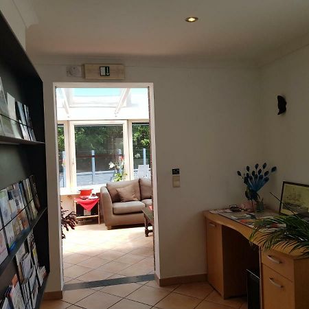 B&B Woodside Турут Екстериор снимка