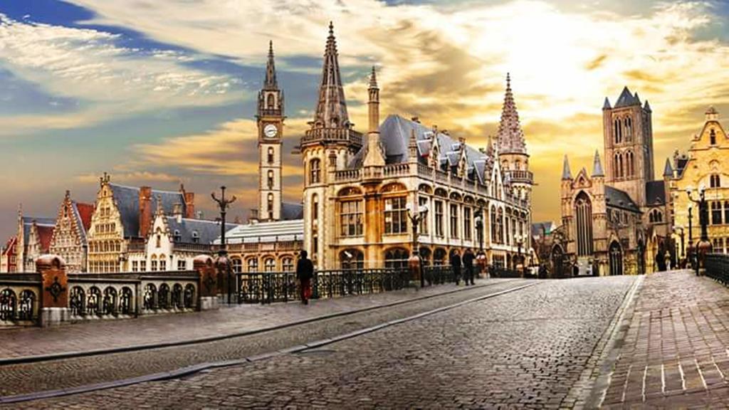 B&B Woodside Турут Екстериор снимка