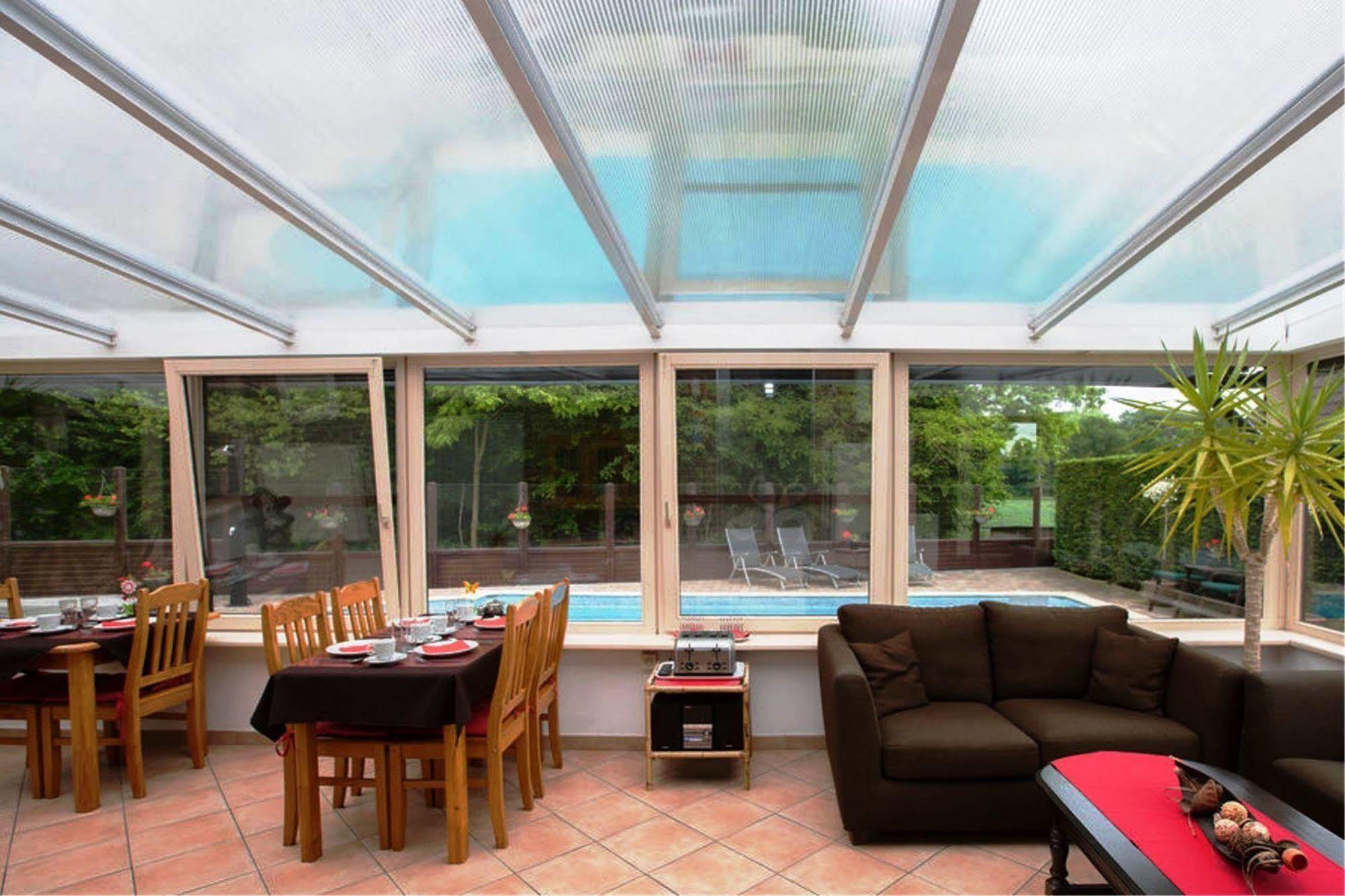 B&B Woodside Турут Екстериор снимка