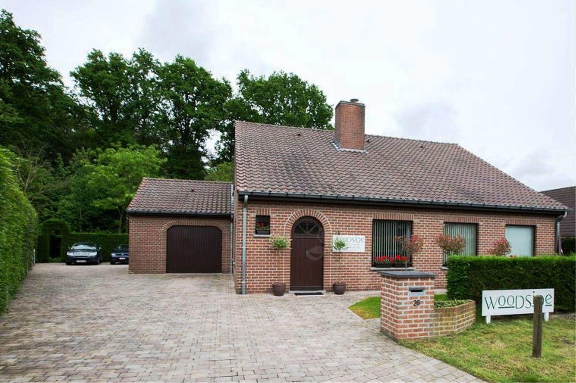 B&B Woodside Турут Екстериор снимка